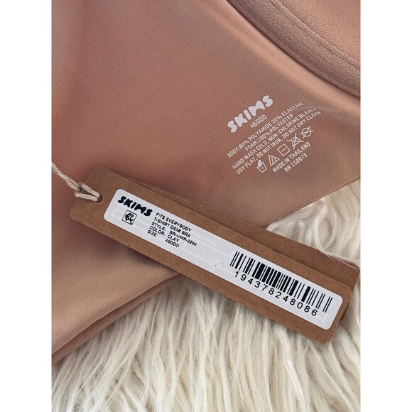 Skims Fits Everybody T-Shirt Bra Clay Size 46DDD - Picture 8 of 9